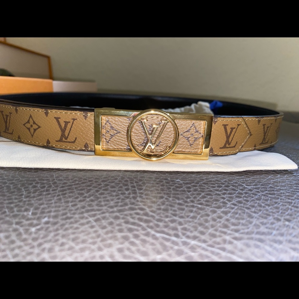 Louis Vuitton reversible 25MM belt